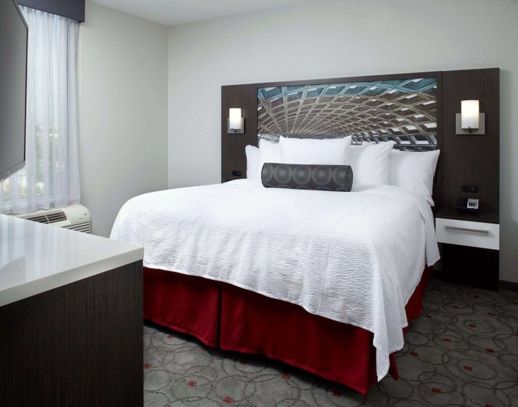 One Bedroom King Suite