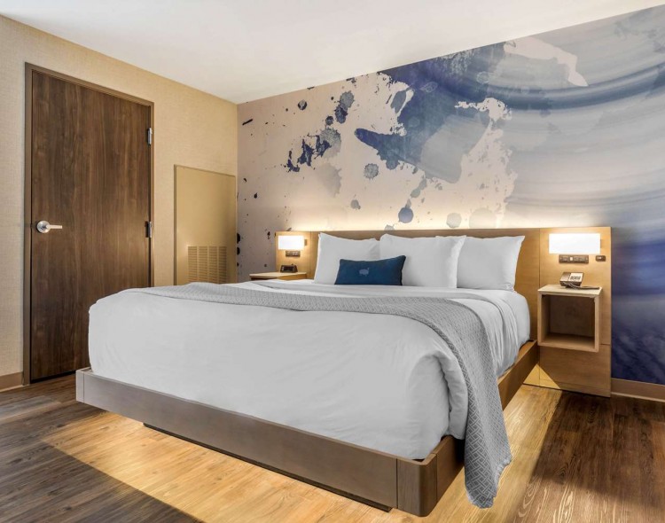 King suite