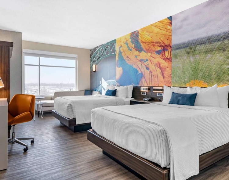 2 Queen Beds