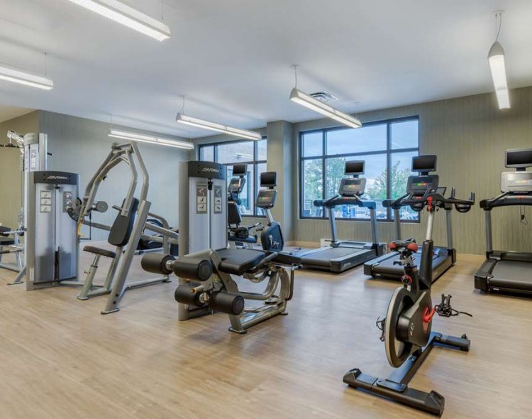 Exercise room with cardio equipment
