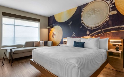 Guest room with king bed(s)