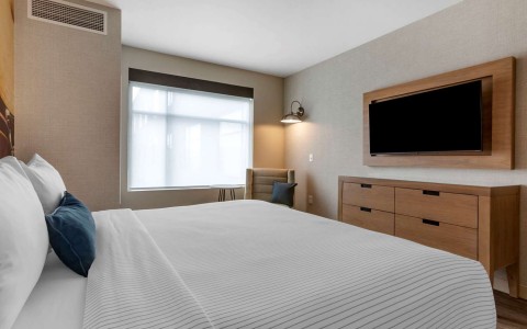 King suite