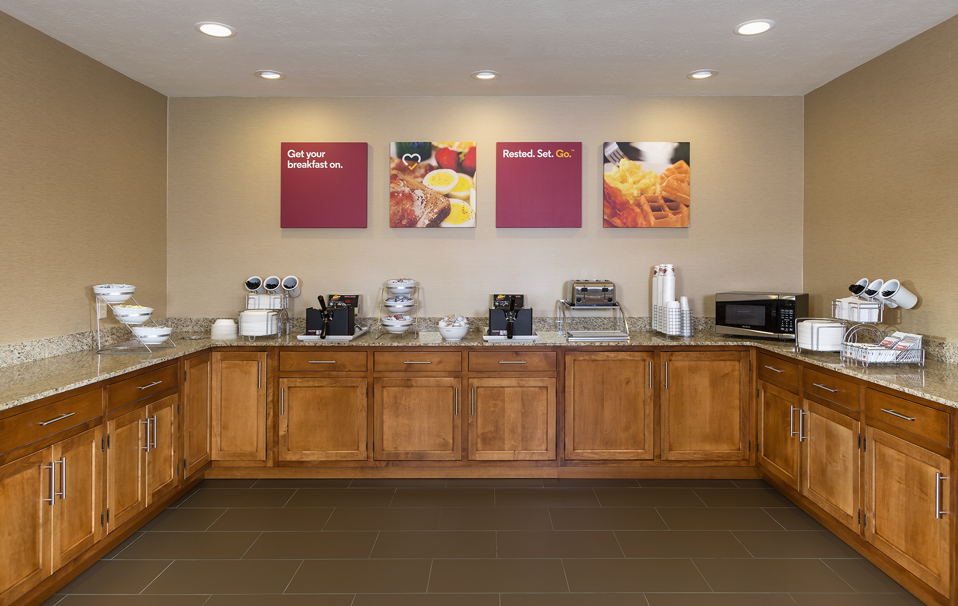 hartville breakfast area