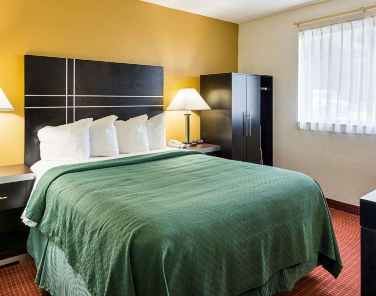 1 Queen Bed, Non-Smoking