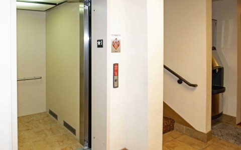 ks200 elevator