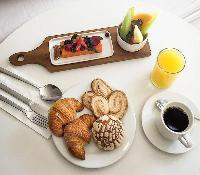 above shot of a room service at brekkie time 