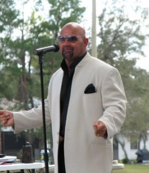 louie fortunato singing on property